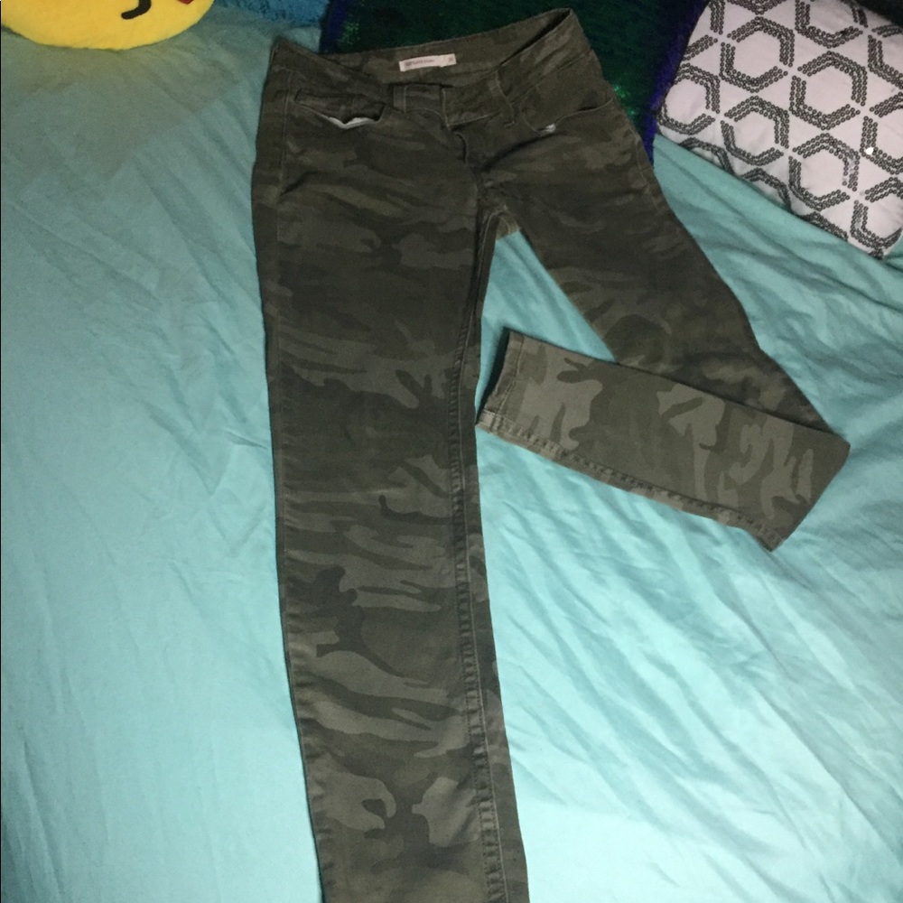 Camo jeans
